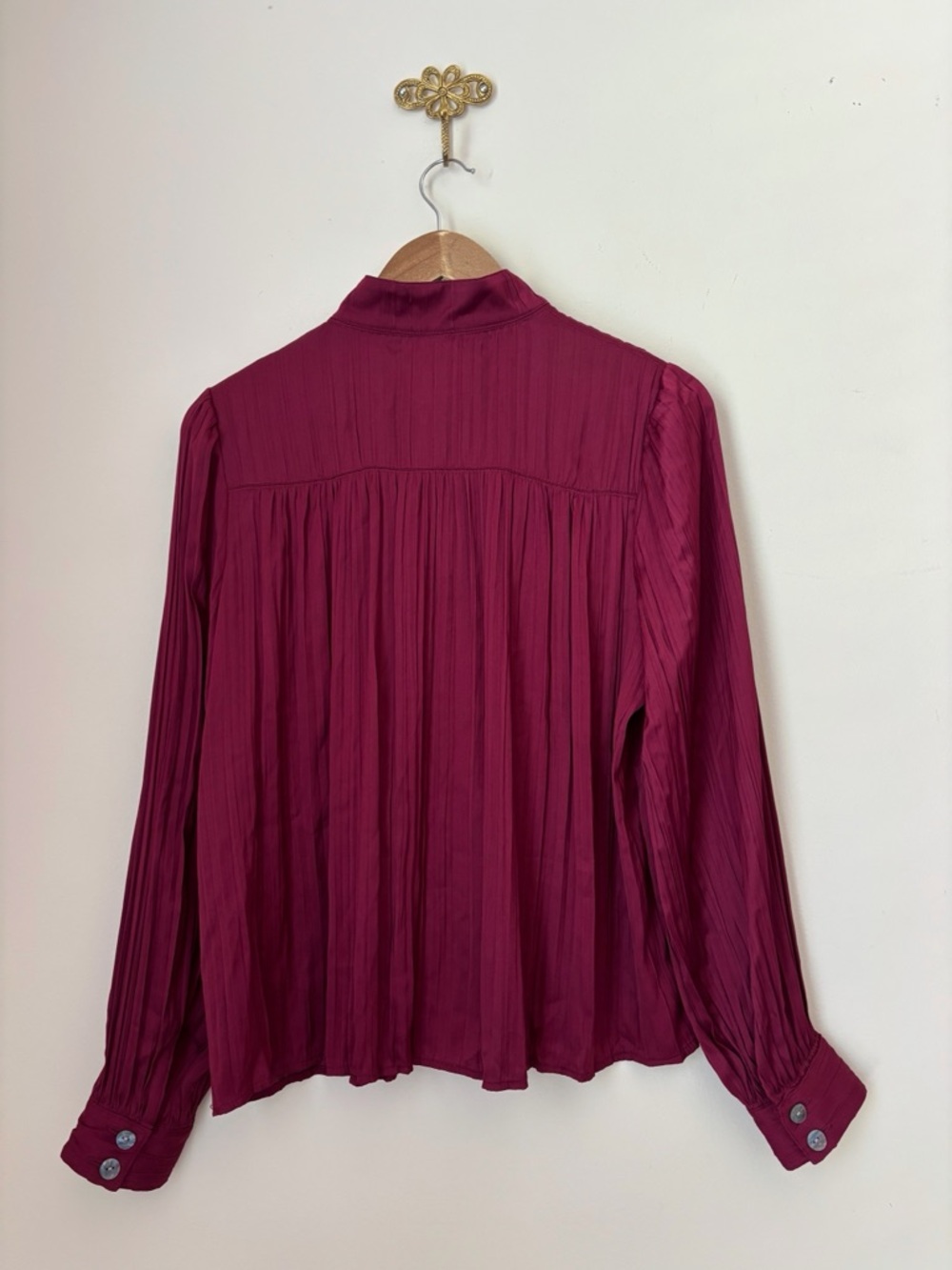 Anthropologie Burgundy Pleated Relaxed Shimmer Blouse Small Office Chic NEW NWT - Picture 4 of 8